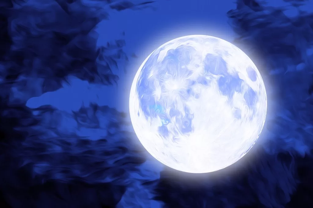 blue, moon, dramatic-3031307.jpg